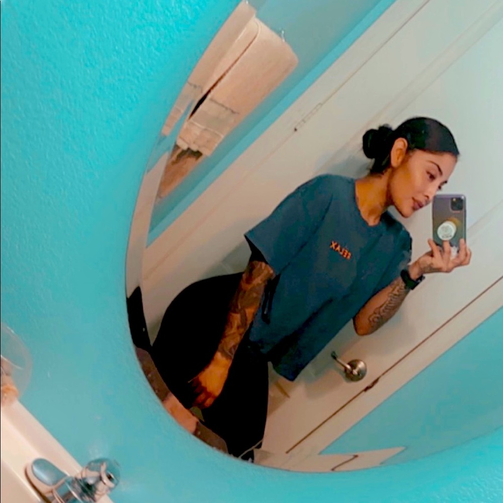 Meet your Posher, Julie